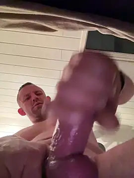 superbertok online show from March 31, 2026, 4:58 am