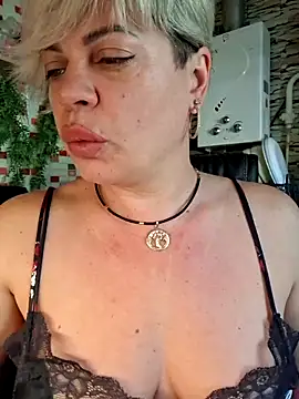 MilkySky online show from May 19, 2026, 6:42 am