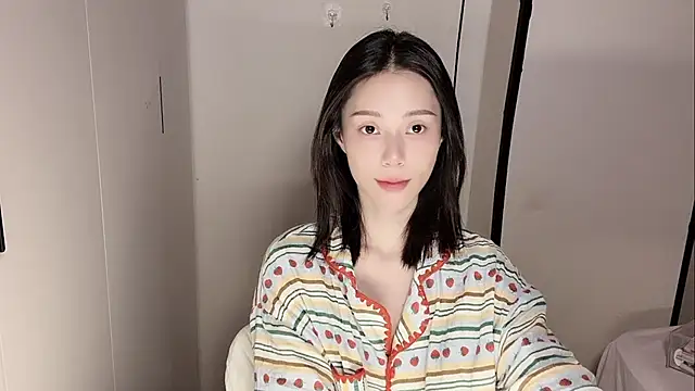 yuyu-33 online show from December 5, 2025, 2:48 pm