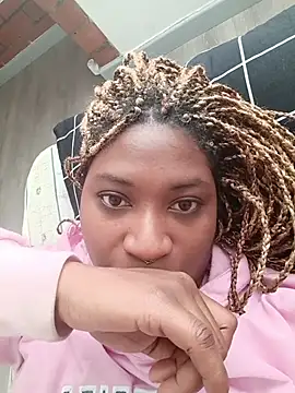 Snapshot of EvonyFoxxx chatting on February 7, 2026, 2:03 pm EvonyFoxxx online show from February 7, 2026, 2:03 pm