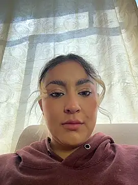 Elina Hills online show from March 24, 2026, 2:39 pm