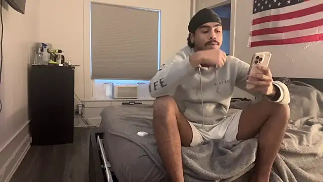 Snapshot of h0rnyboy101 chatting on October 30, 2025, 11:01 pm h0rnyboy101 online show from October 30, 2025, 11:01 pm