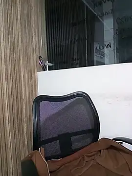 Valk submissive online show from March 19, 2026, 5:29 am