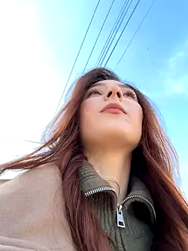 LilluKatten online show from November 28, 2025, 9:42 am