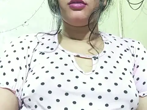 Nancy queen001 online show from November 18, 2025, 8:45 pm