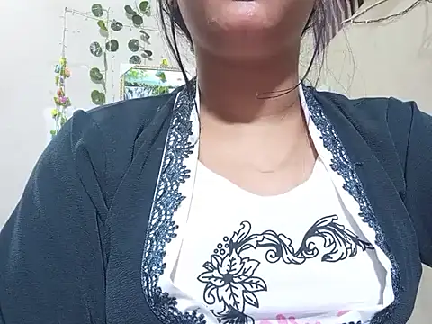 Nancy queen001 online show from November 24, 2025, 1:38 am