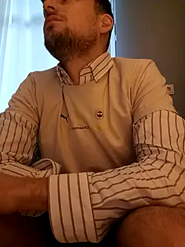 yasinesra757  online show from January 16, 2026, 5:11 am