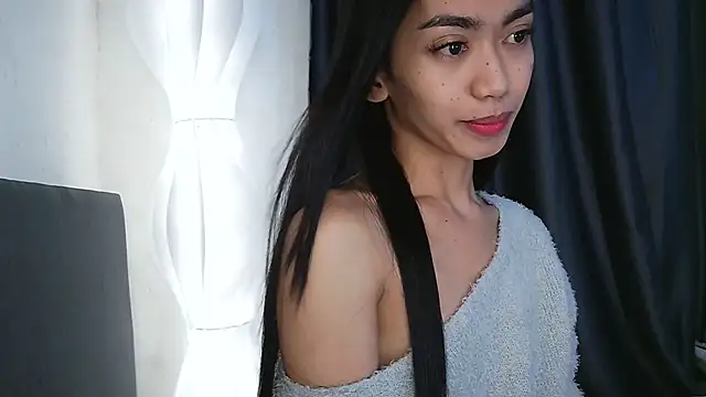 queensilver online show from March 26, 2026, 2:48 pm