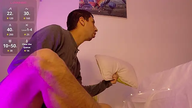 LovesKingdom online show from December 19, 2025, 7:05 pm