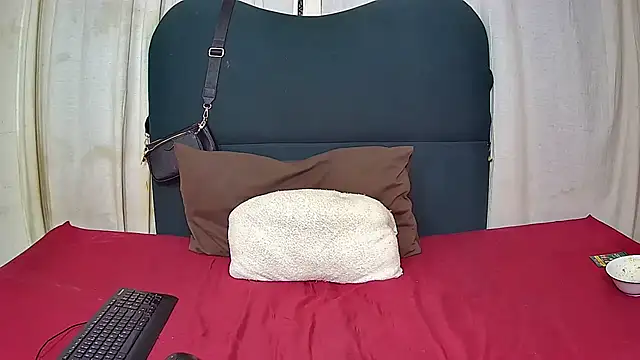 Squirt bitchxxx online show from November 16, 2025, 8:02 pm