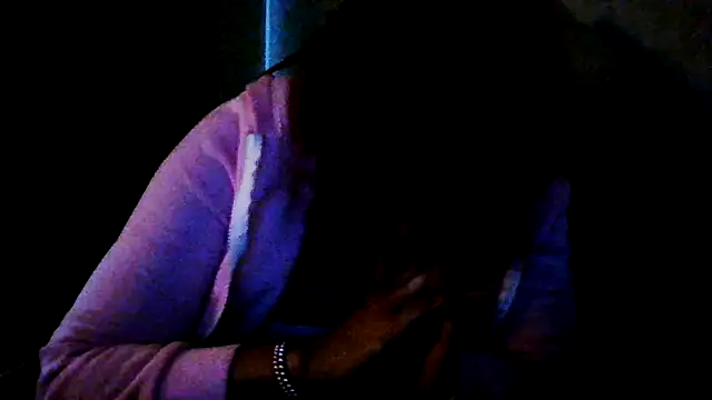 Juicyapplecandy online show from April 22, 2026, 11:33 pm