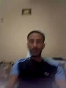 walide100000 online show from April 8, 2026, 10:22 pm