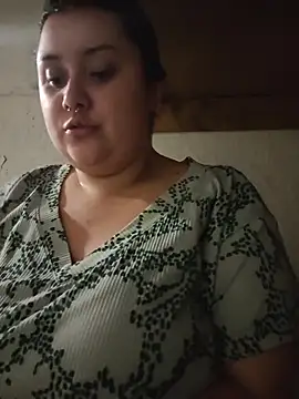 CurvyNoir online show from July 7, 2026, 2:03 am