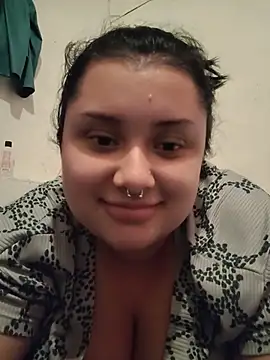 CurvyNoir online show from July 10, 2026, 3:06 am