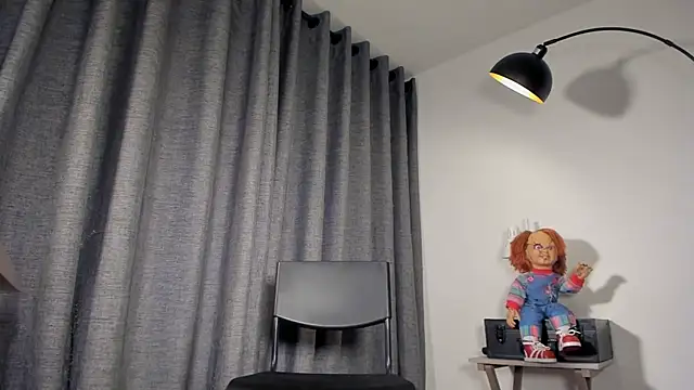 lianewhite online show from November 21, 2025, 11:48 pm