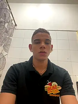 Snapshot of Dylams_maja chatting on November 1, 2025, 1:01 am Dylams maja online show from November 1, 2025, 1:01 am