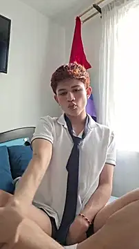 Snapshot of Apolitoo chatting on November 1, 2025, 8:03 pm Apolitoo online show from November 1, 2025, 8:03 pm