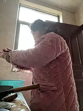 daaqnn online show from January 7, 2026, 11:43 pm