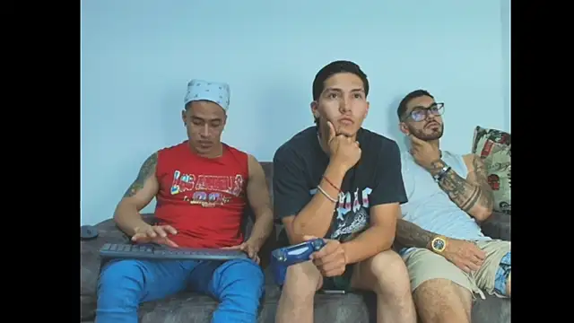 thebadboys05 online show from November 11, 2025, 12:05 am