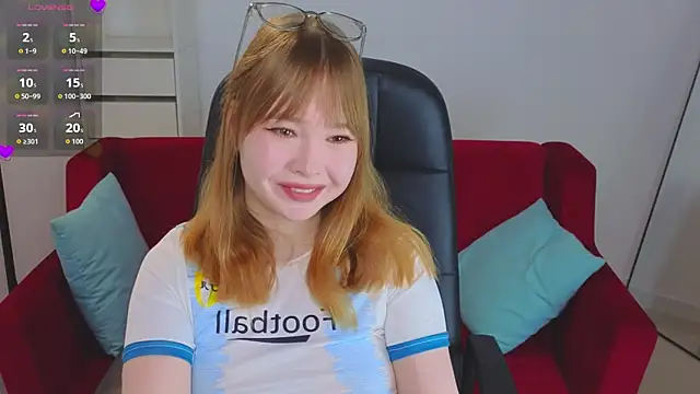 YourTanomi online show from November 10, 2025, 3:28 pm