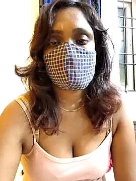 Queen-dhivya online show from December 21, 2025, 5:25 pm