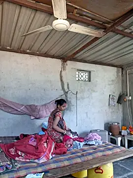 cuteriya5 online show from November 17, 2025, 5:11 am