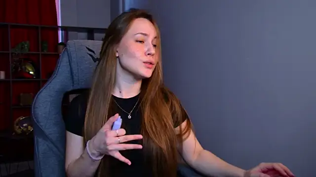 ElinVale online show from April 4, 2026, 12:01 pm