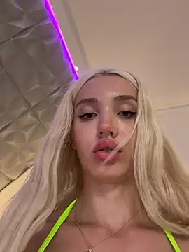Snapshot of Lana-Grey chatting on June 27, 2026, 10:16 pm Lana-Grey online show from June 27, 2026, 10:16 pm