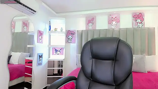 ClaudiaSophia online show from January 11, 2026, 11:39 am