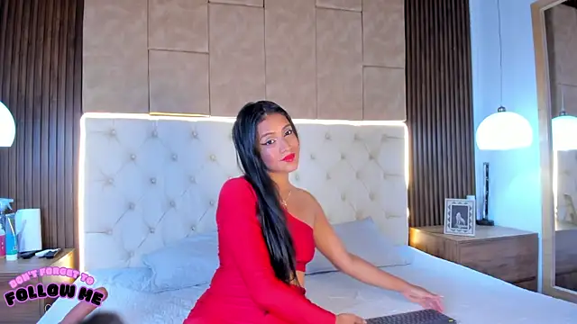 Camiila rosse online show from January 10, 2026, 8:04 pm