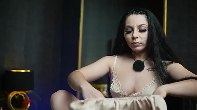 Snapshot of GiaEasyIce chatting on February 25, 2026, 11:04 pm GiaEasyIce online show from February 25, 2026, 11:04 pm