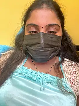 Tamil Hot Varshu online show from January 11, 2026, 6:15 pm