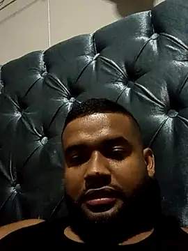 William1234-56 online show from March 11, 2026, 5:56 am