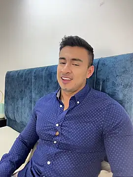 Chris Clarck online show from November 5, 2025, 7:39 pm