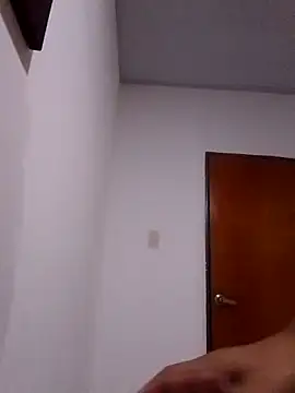 Cessi50 online show from April 5, 2026, 2:29 am