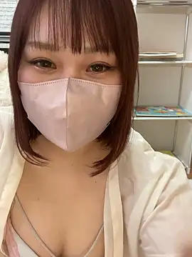 Snapshot of reika33 chatting on February 13, 2026, 7:30 am reika33 online show from February 13, 2026, 7:30 am