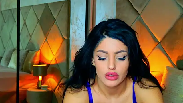 Myla-b online show from March 4, 2026, 10:06 pm