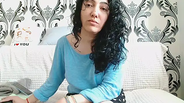 CharmingPearl online show from March 17, 2026, 9:12 am