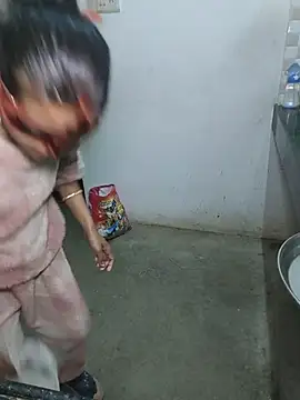 baby Cpl21 online show from February 6, 2026, 2:57 pm