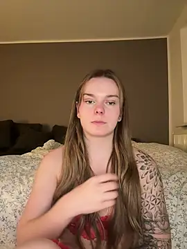 LisaFreierxx online show from March 7, 2026, 10:04 pm