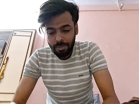 Snapshot of loveart007 chatting on February 16, 2026, 12:26 pm loveart007 online show from February 16, 2026, 12:26 pm