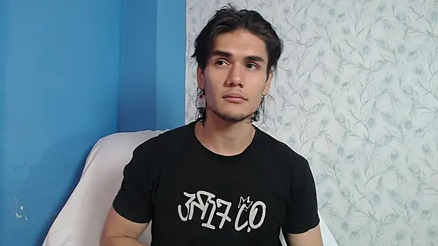 Snapshot of James_Morrisonm chatting on February 24, 2026, 12:39 pm James Morrisonm online show from February 24, 2026, 12:39 pm