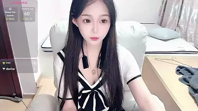 Snapshot of _yueyue chatting on November 6, 2025, 8:46 pm yueyue online show from November 6, 2025, 8:46 pm