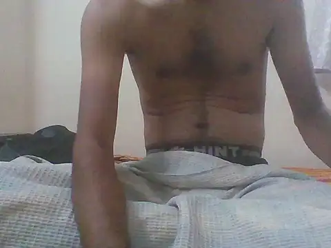 Snapshot of Bull_Dick_69 chatting on May 12, 2026, 12:33 pm Bull Dick 69 online show from May 12, 2026, 12:33 pm