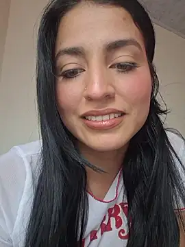 GISELLA   online show from January 10, 2026, 6:47 pm