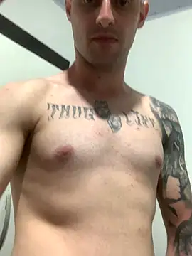 Manfredini607452 online show from December 16, 2025, 9:08 pm