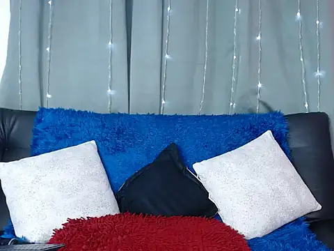 Snapshot of ESTEFANIA_344 chatting on February 2, 2026, 3:22 pm ESTEFANIA 344 online show from February 2, 2026, 3:22 pm