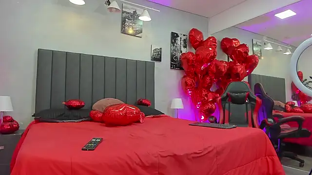 Snapshot of kendra_london chatting on February 12, 2026, 11:21 am kendra london online show from February 12, 2026, 11:21 am