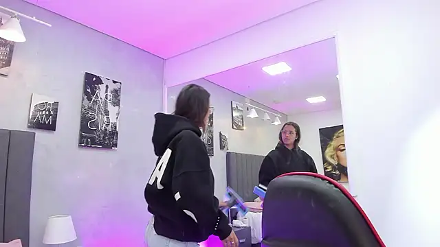 Snapshot of kendra_london chatting on February 3, 2026, 11:26 am kendra london online show from February 3, 2026, 11:26 am