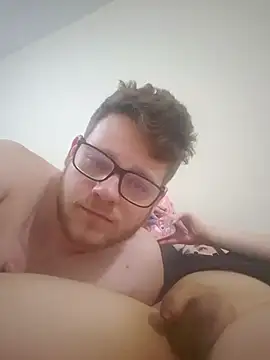 Snapshot of Purple_Mario chatting on December 13, 2025, 9:43 pm Purple Mario online show from December 13, 2025, 9:43 pm